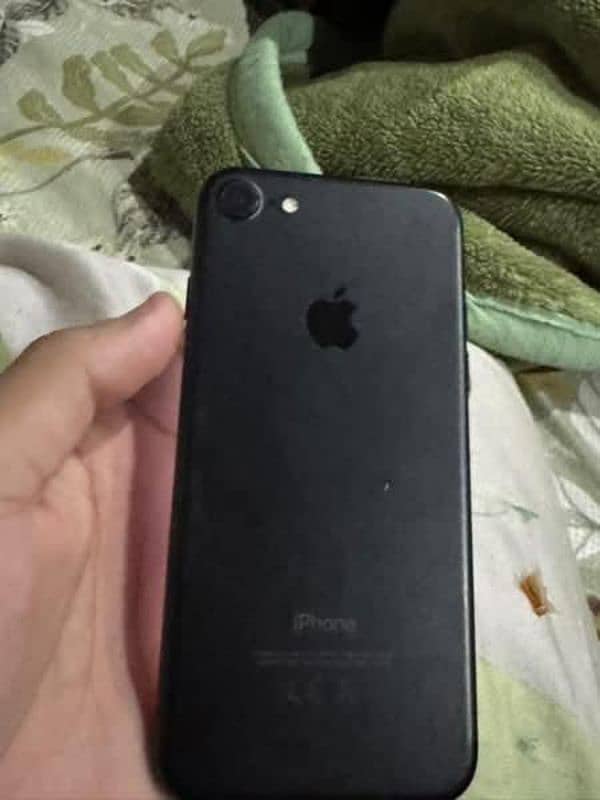 iphone 7 like brand new 96 battery 0