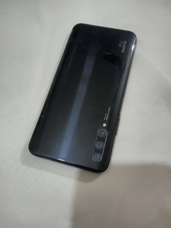 huawei y9s 6/128gb . urgent for sale 3