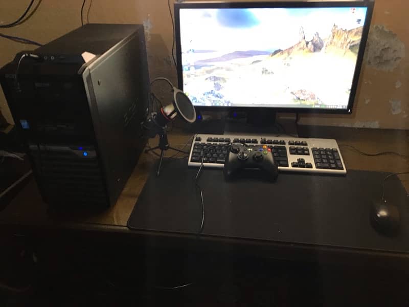 Gaming pc and satup for sale 0