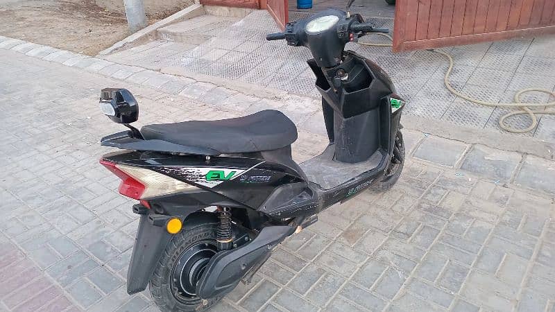 URGENT SALE SCOOTY 2