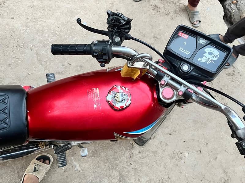 honda 125 2018 modal 9