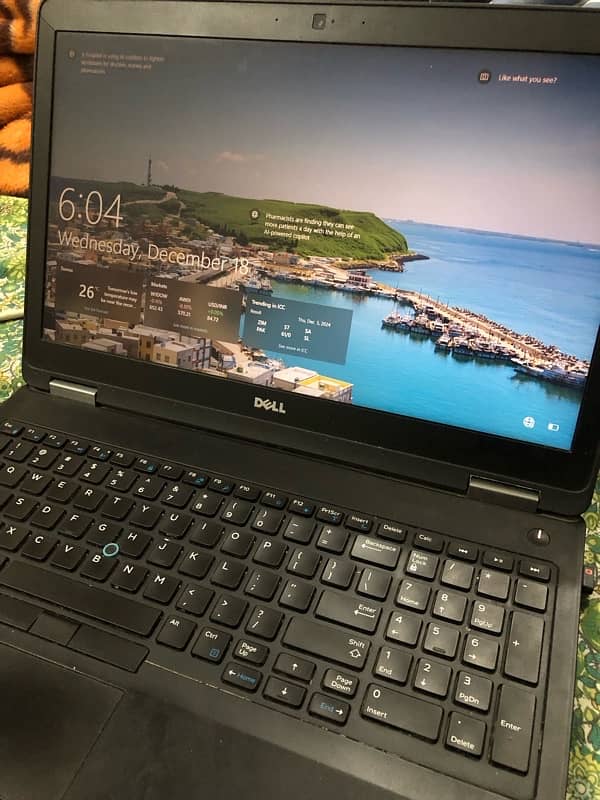 Dell Lattitude e5570 I5 6th Gen 1