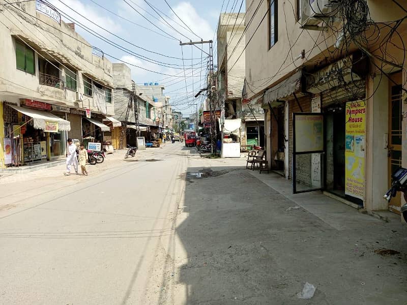 2.5 Marla Semi Commercial Building For Sale At Main Darull Islam Road Near To Barkat Chowk Township Sector B2 26