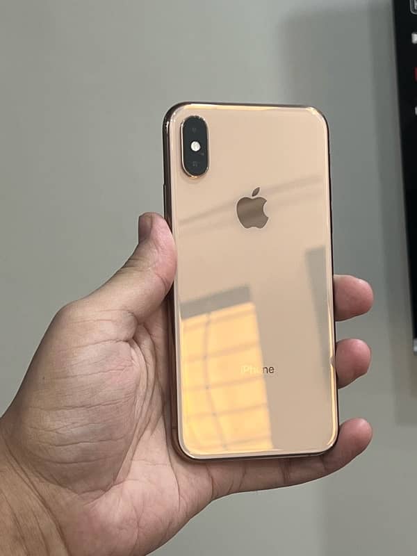 Iphone xs pta approved Gold colour 1