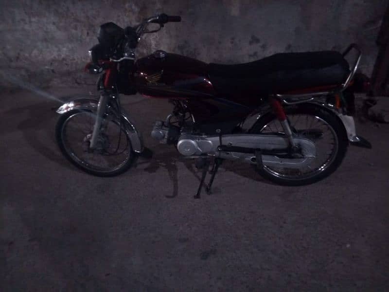 Honda CD 70 good condition  engine had pak h 0