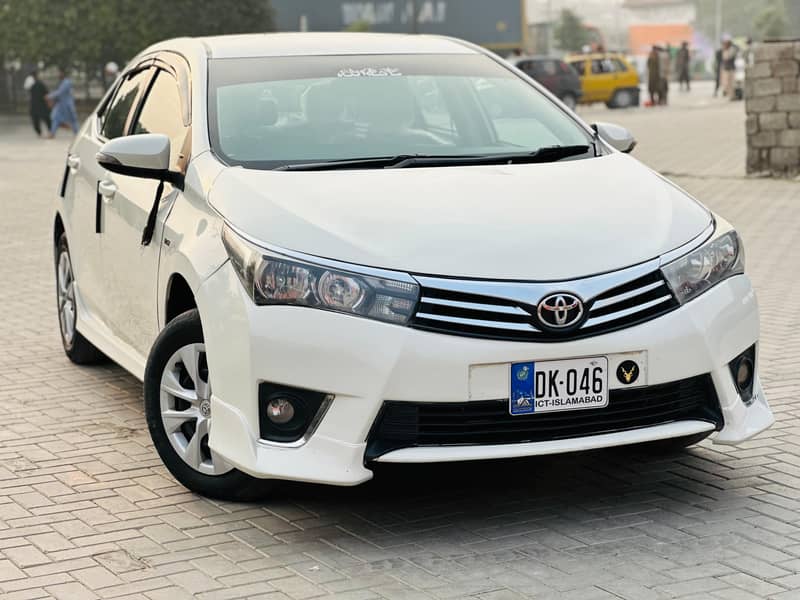 Toyota Corolla GLI 2015 Automatic 1