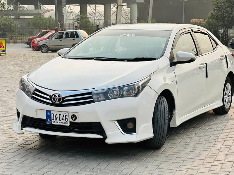 Toyota Corolla GLI 2015 Automatic 3