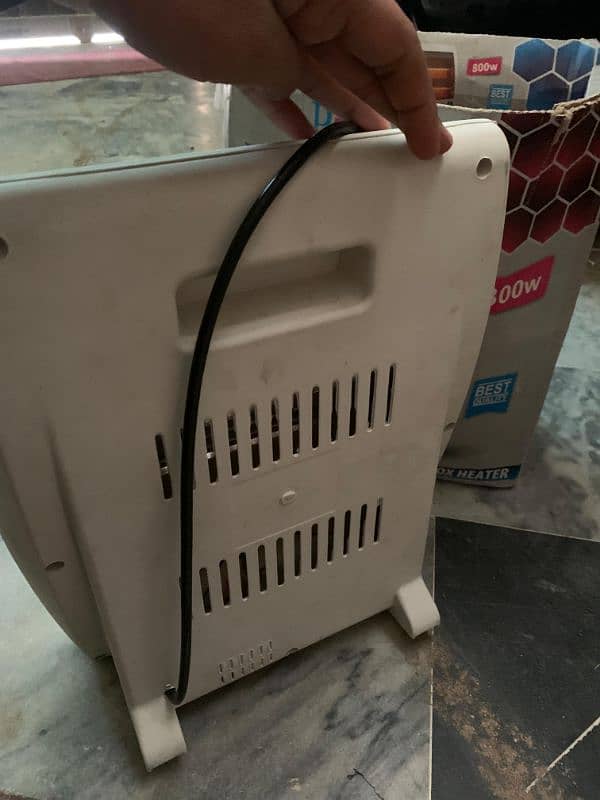 Electric Heater new use ni hua 10/10 condition 2