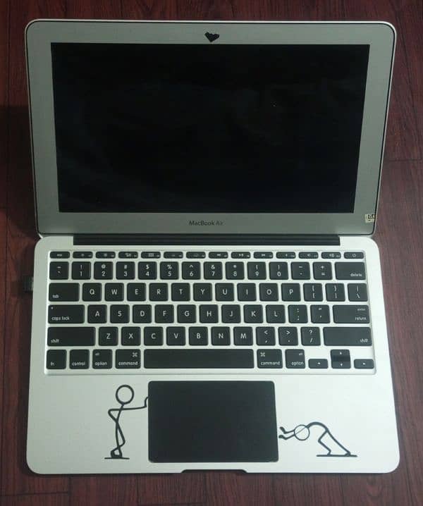 Macbook Air 11 inch earlys 15s' 0