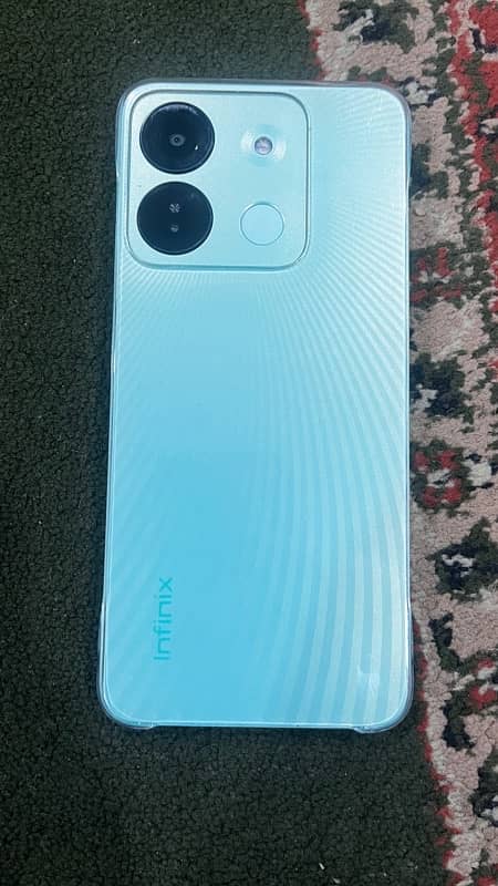 infinix  smart 7 hd 1