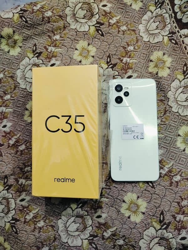 Realme C35 4/128 0