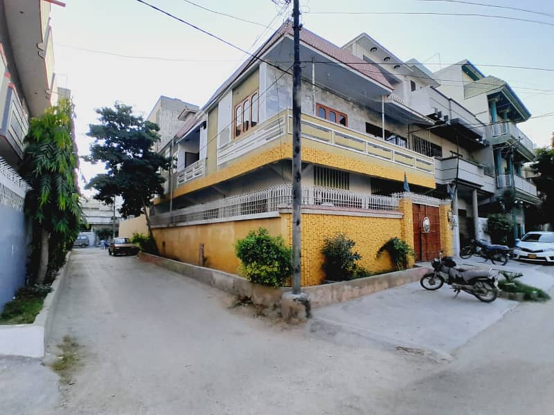 120 YARD CORNER BUNGALOW FOR SALE GULSHAN BLOCK 10A 0