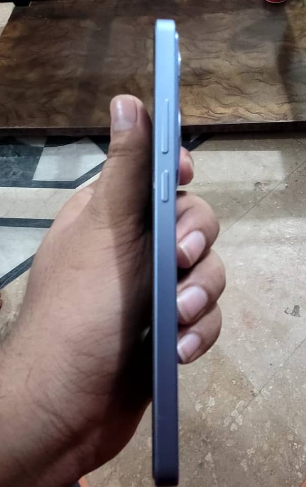 OPPO Reno 11f 4