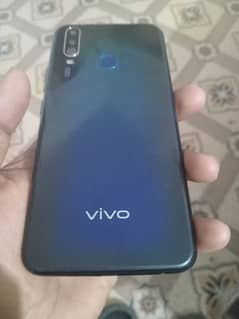 vivo y15