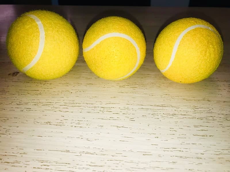 cricket balls (tennis) 3