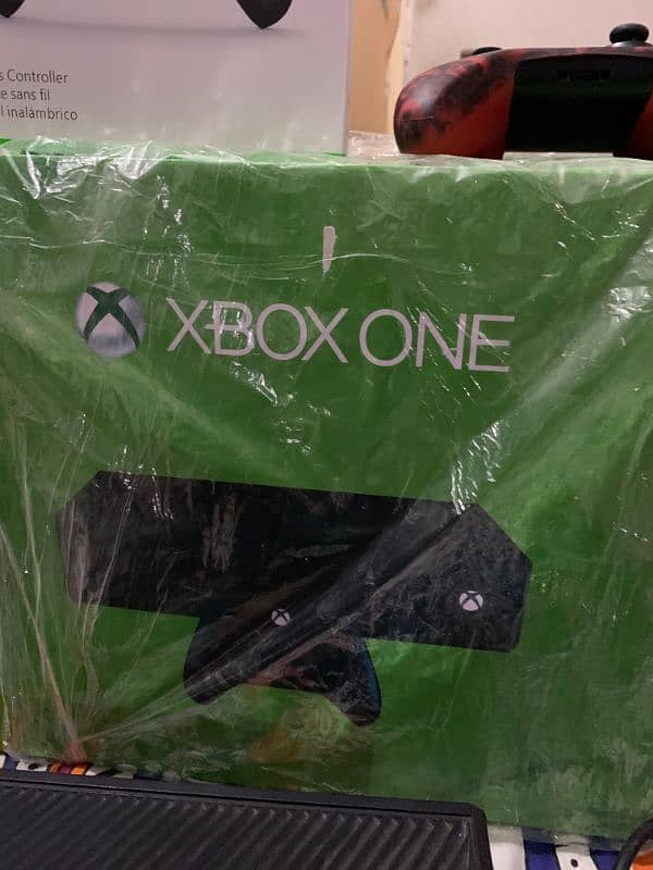 Xbox One With 1TB Storage with 2 original one brand new original contr 9