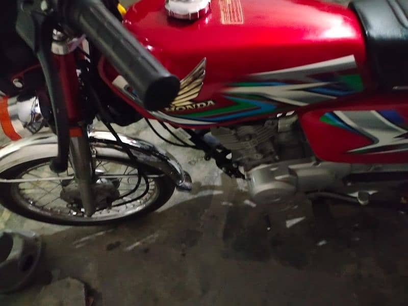 Honda 125 2023 3