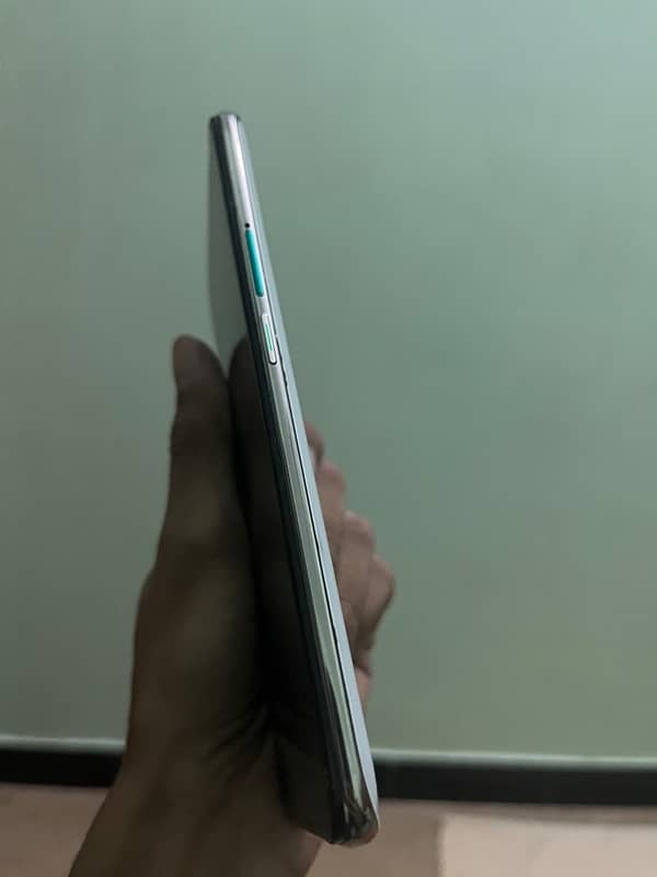 oppo reno 2f 8/128 3