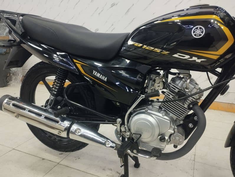 Yamaha YB125Z-DX 11