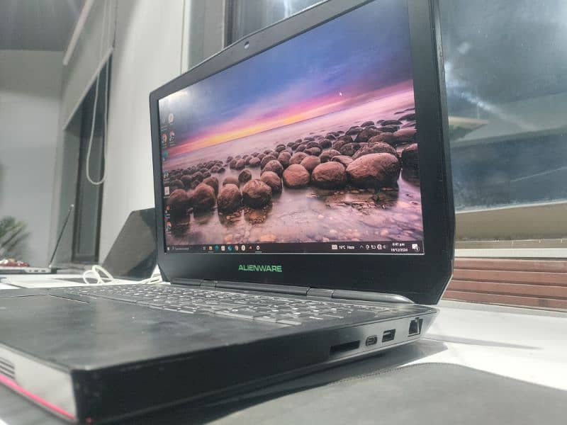 Alienware 17R3 Core I-7 4