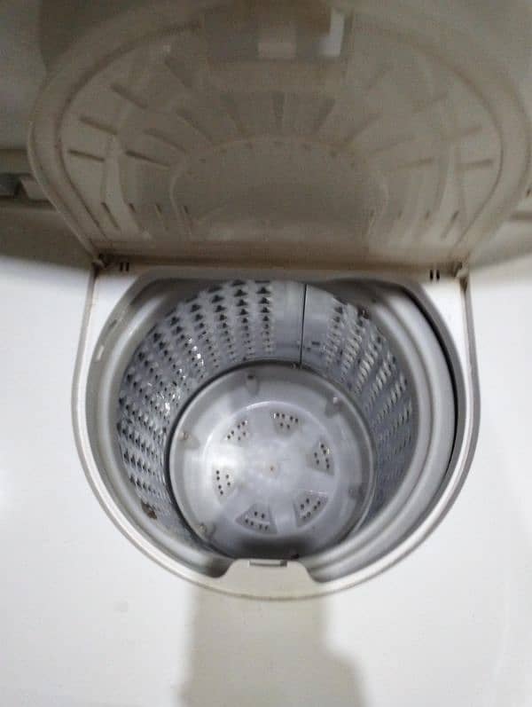 washing machine and spinner machine 1