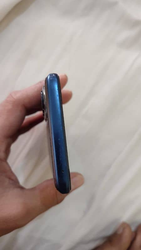 Motorola Edge 2021 5G 8GB 256GB 108PM CAMERA 5