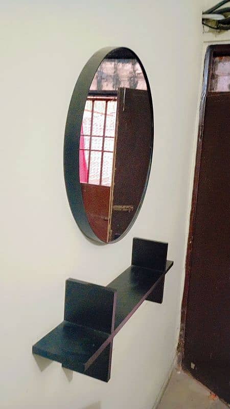 mirror console 1