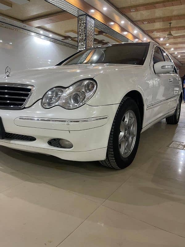 Mercedes 200 D 2002 1