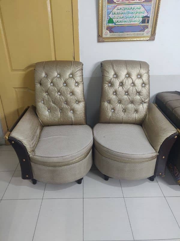 2 luxury sofa single seat very very solid 3