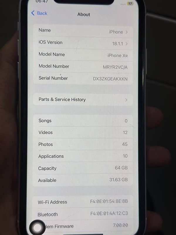 iphone xr ha 10/10 condition factory unlock 5