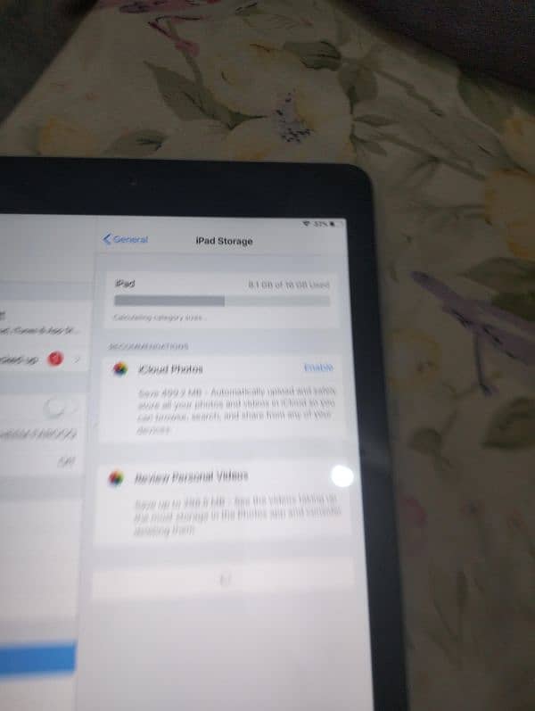 very good condition Ipad Air 2 for sale 5