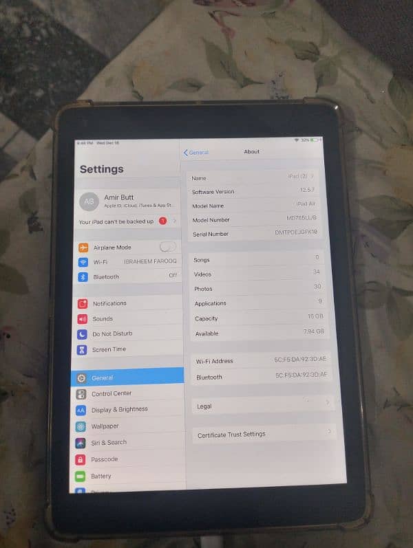 very good condition Ipad Air 2 for sale 12