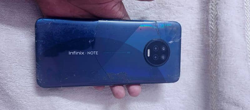 Infinix note 7 selling my phone 1