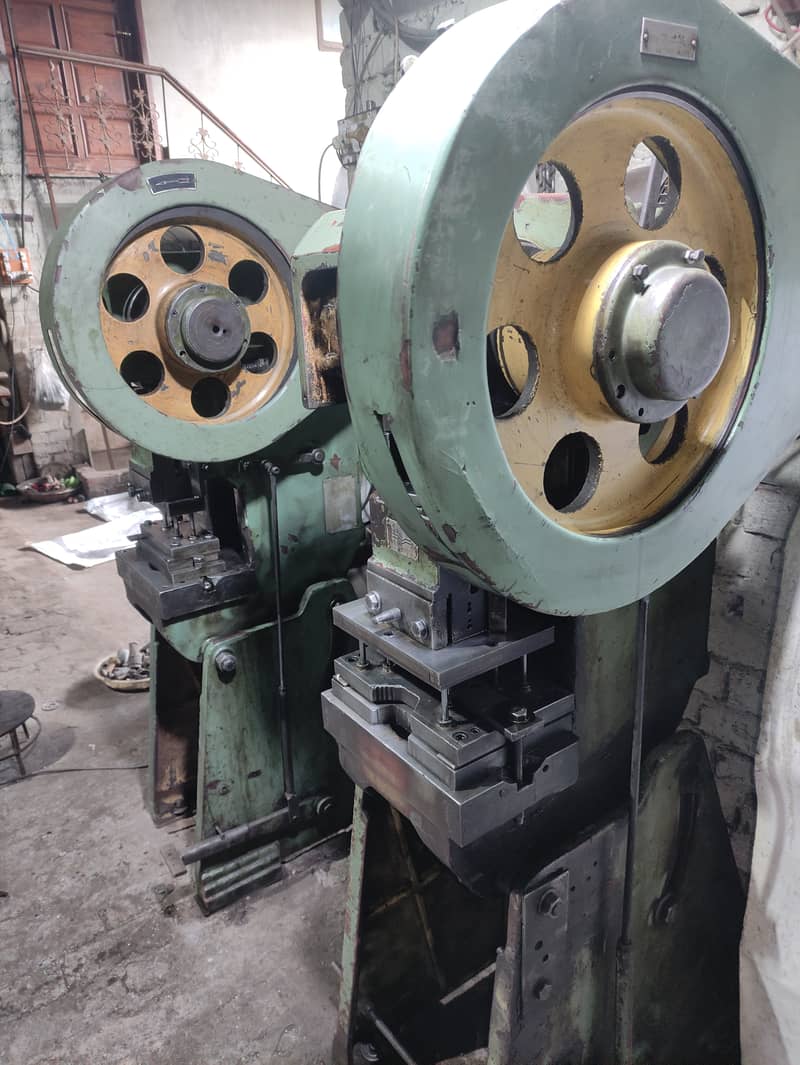 Surfacer grinder , press 9