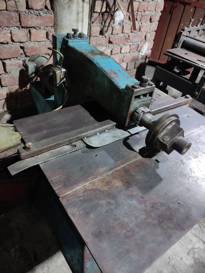 Surfacer grinder , press 14