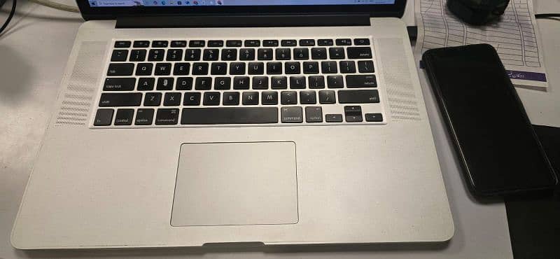 macbook pro 2015 2