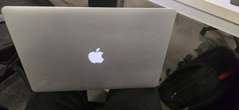 macbook pro 2015 3