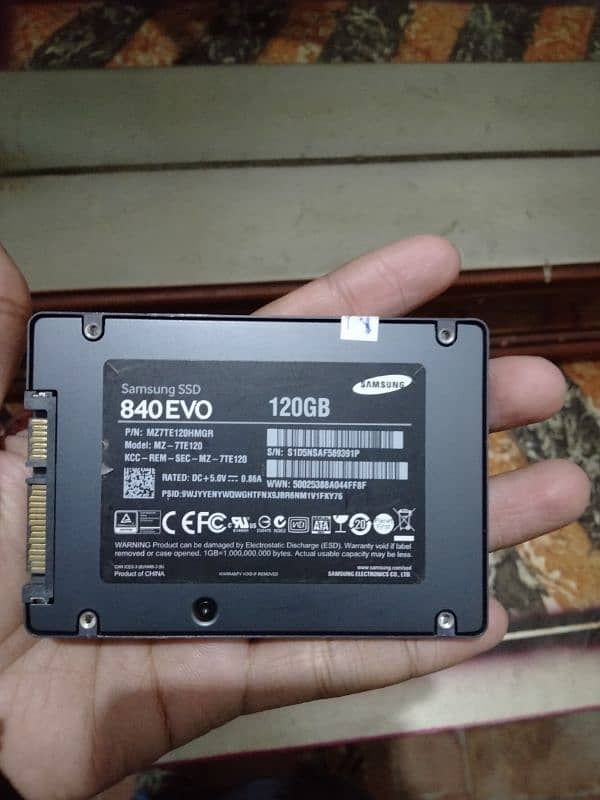 sumsung Evo 840 120 GB SSD 1