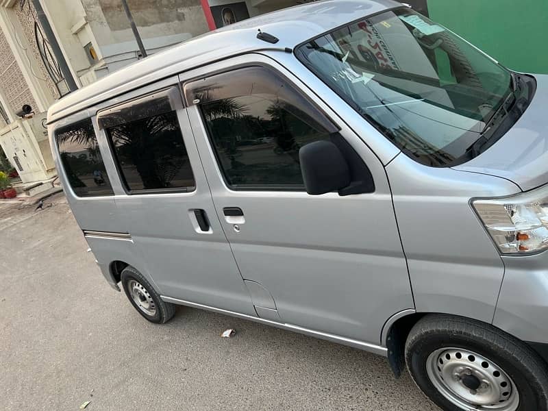 Daihatsu Hijet 2019 3