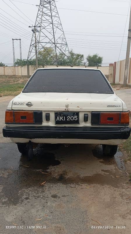 Nissan Sunny 1985 13