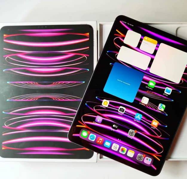 IPAD PRO M2 CHIP 2023 6TH GEN 256GB 12.9 INCHES FOR URGENT SALE 0