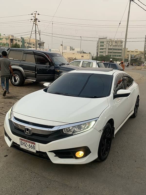 Honda Civic Oriel 2018 8