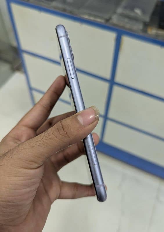 iphone 11 128gb non pta factory unlocked contact 03441722882 whatsaap 3