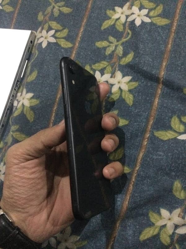 iPhone XR 64 gb non 1