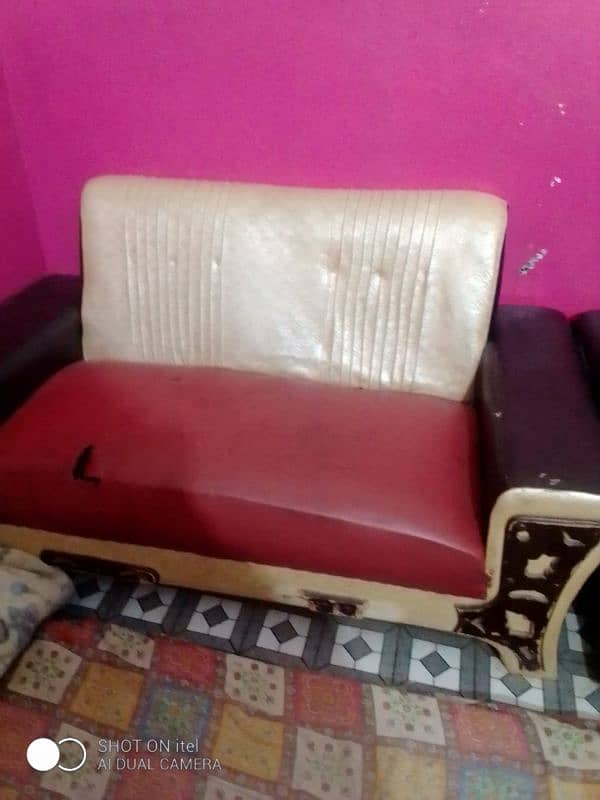 5 seater sofa for sale . 4