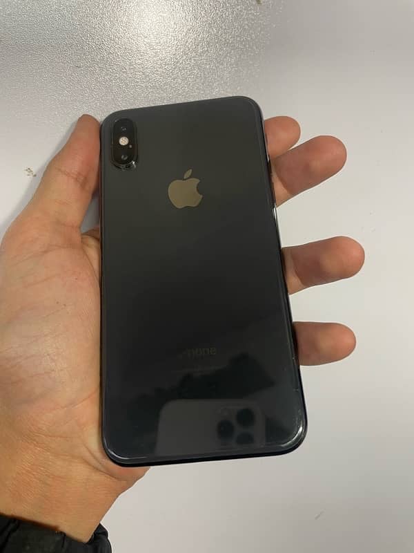 iphone xs 64gb pta approved 0