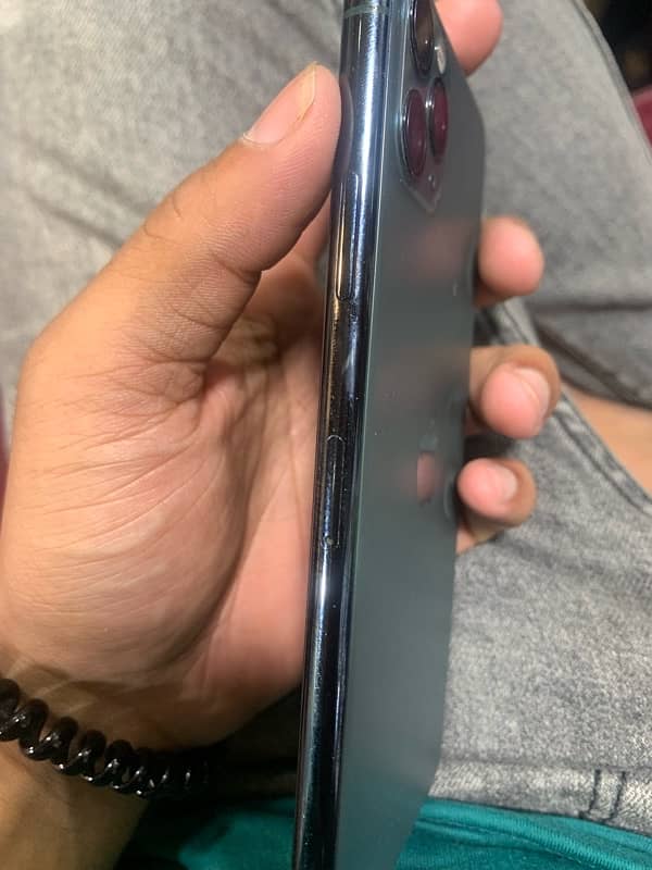 iPhone 11 Pro  max  non 2