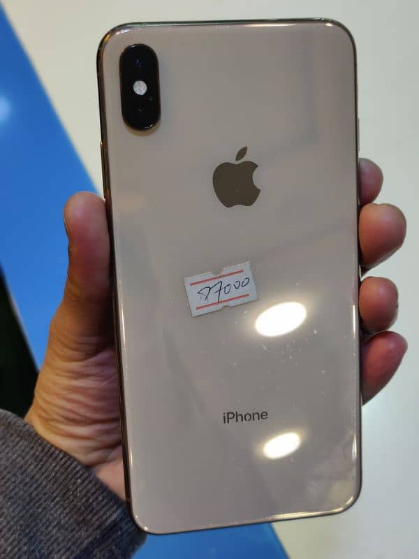 iphone xs max 4