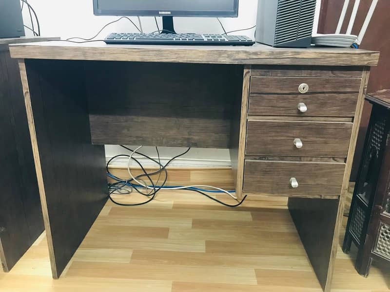 Computer Study Table with 3 Drawers 5