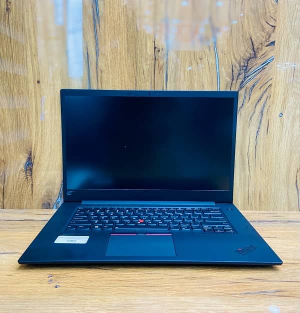 Lenovo ThinkPad P1 Gen3 i7-10th Gen 32GbRam 1TbGbSSD 4Gb Nvidia T1000 1